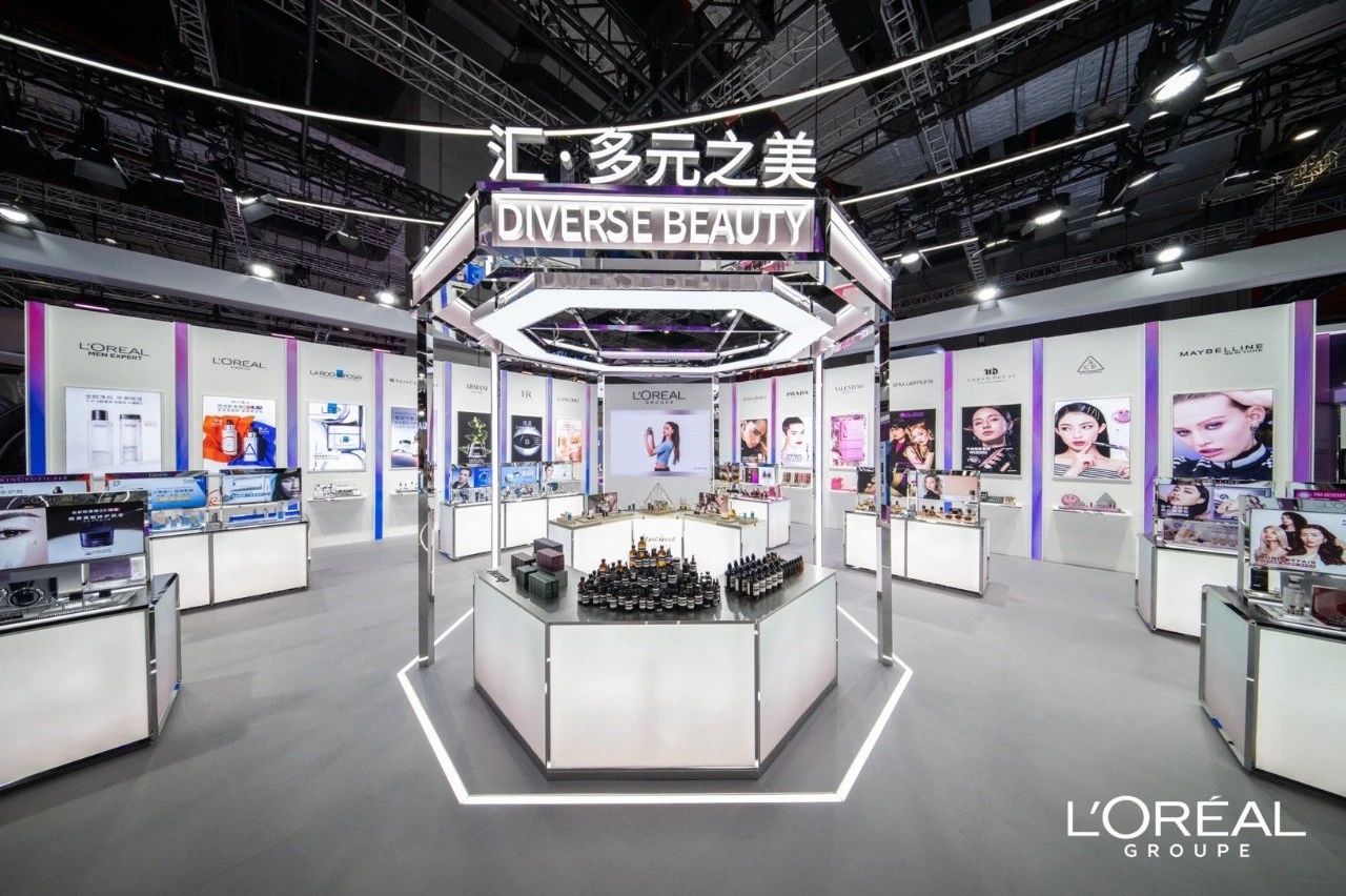 深圳展覽設計公司帶你看2023進博會最具有創(chuàng)意00家企業(yè)展臺(歐萊雅展臺)4